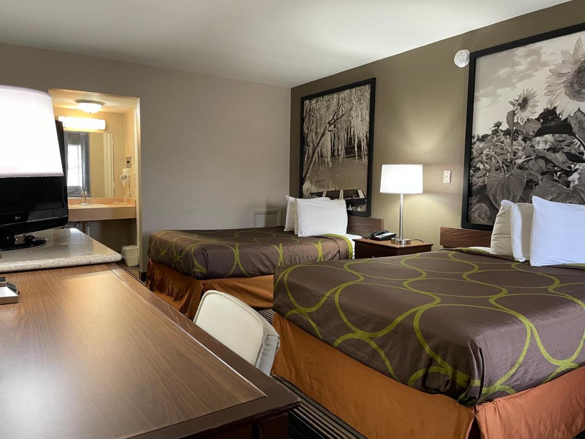 Deluxe Inn & Suites Junction City Extérieur photo