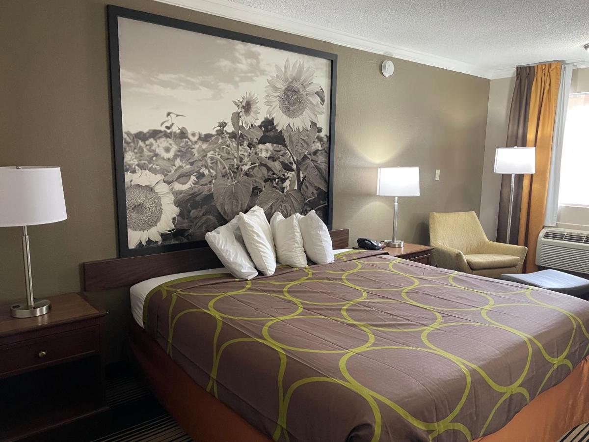 Deluxe Inn & Suites Junction City Extérieur photo