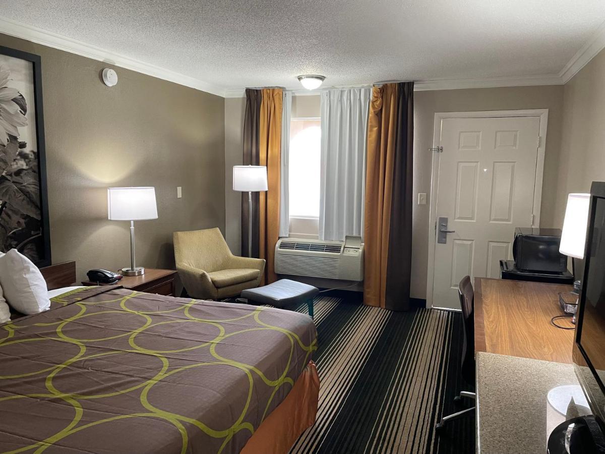 Deluxe Inn & Suites Junction City Extérieur photo